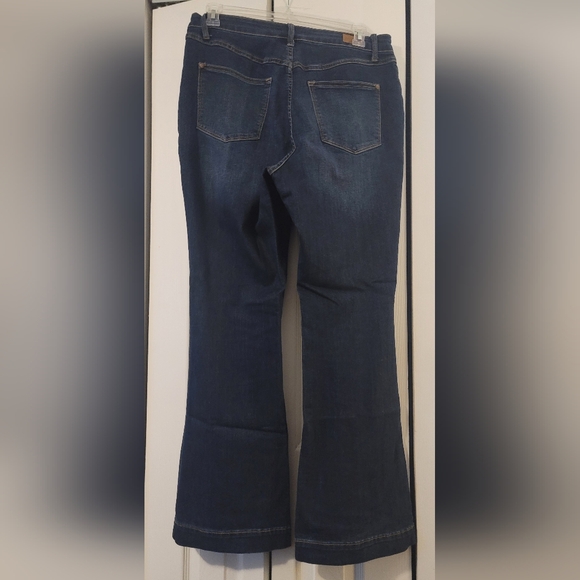 Judy Blue High Rise 16W Front Seam Flare - Picture 5 of 6